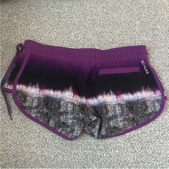 Scales womens Boardshorts - Picture 2 of 3